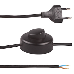 Anschlußschnüre mit Stecker und Fußschalter